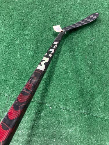 Used Junior CCM JetSpeed FT5 Pro Hockey Stick Right Handed P28