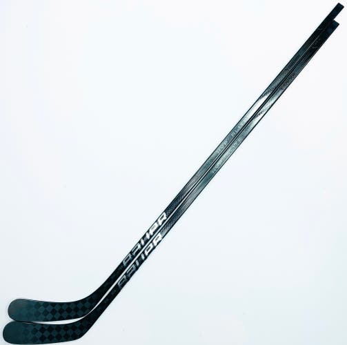 New 2 Pack Custom Black Bauer Vapor Hyperlite 2 (AG5NT Build) Hockey Stick-RH-P92-82 Flex