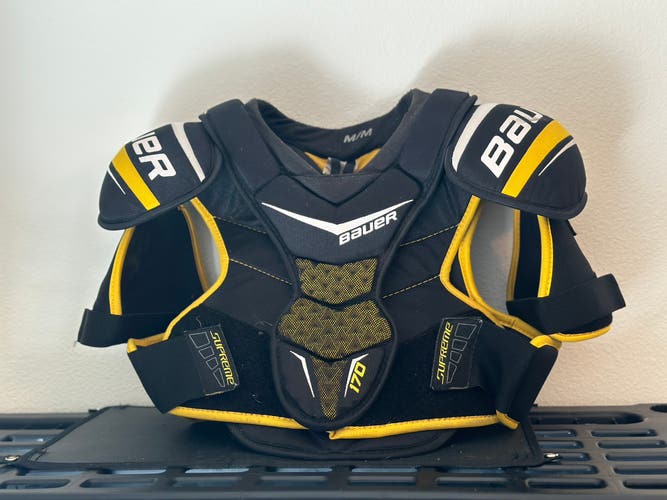 Bauer Supreme 170 Shoulder Pads