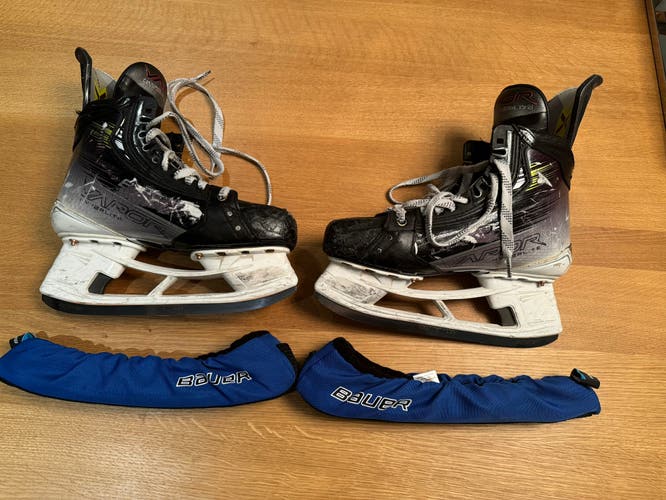 Used Bauer Fit 2 Size 7 Vapor Hyperlite Hockey Skates