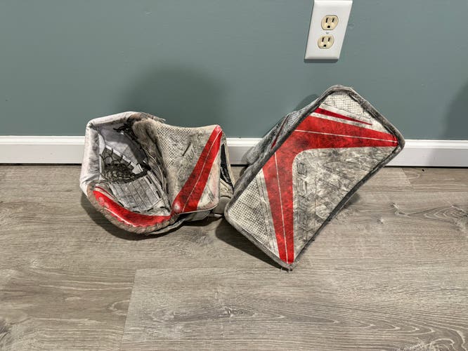 Intermediate Bauer Vapor 1x Glove and Blocker-Full Right