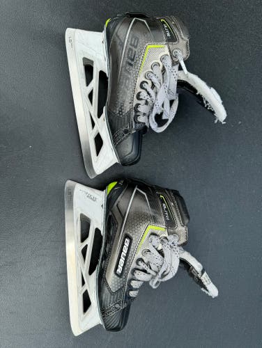 Used Intermediate Bauer Size 4.5 Elite Hockey Goalie Skates