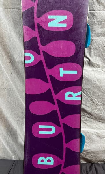 BURTON スノーボード 2007年モデル ピンク　CHICKLET126 BURTON スノーボード 2007年モデル ピンク CHICKLET126 - メルカリ