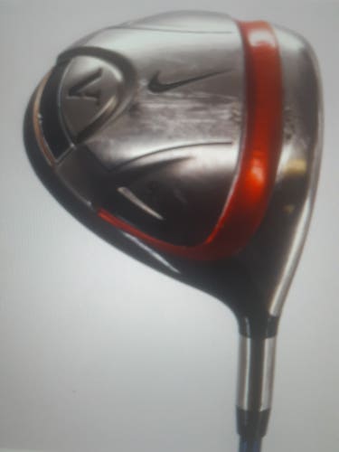 Used Men's Nike Victory Red Right Handed Driver 9.5 Loft