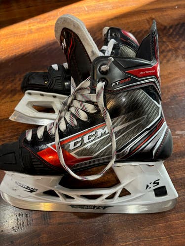 Used Intermediate CCM JetSpeed FT460 Hockey Skates Extra Wide Width 6.5