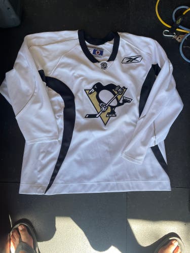 Reebok Pittsburgh Penguins practice jersey