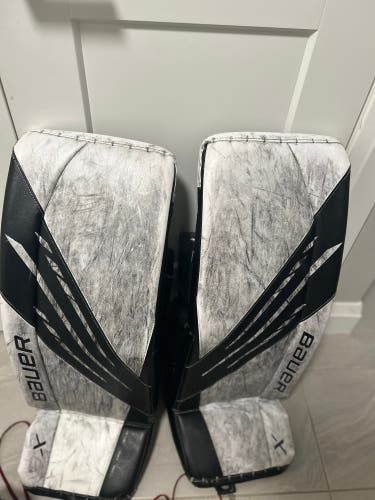 Bauer 3X Senior Small  33 Inch + 1 inch  Ice Hockey Goalie Pads