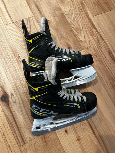 Used Senior CCM Super Tacks Hockey Skates Regular Width 7