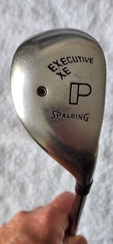 Ladie's Spalding Executive XE Pitching (P) Wedge RH; Steel Shaft