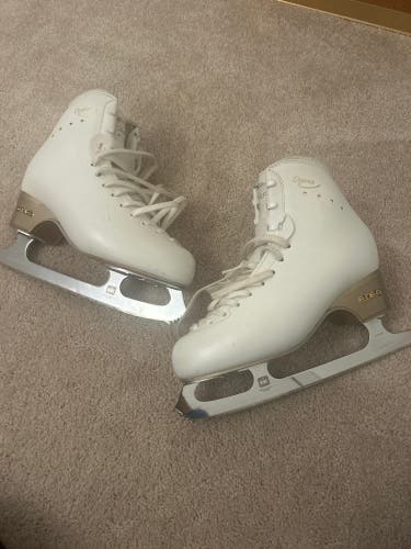 Figure skates Edea Chorus