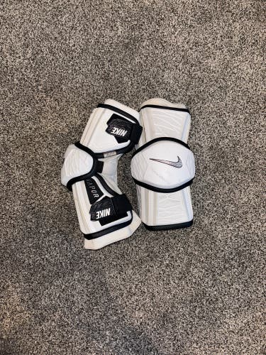 nike vapor arm pads