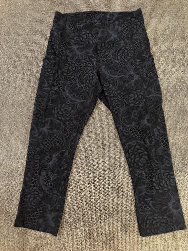 Lululemon cropped floral print leggings