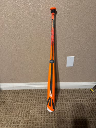 Used 2016 Easton BBCOR Certified Composite 30 oz 33" Mako XL Bat