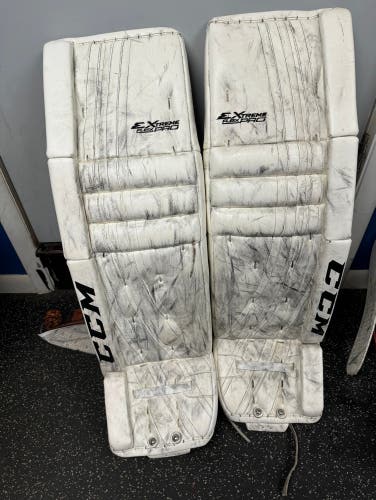 CCM Extreme Flex Pro Goalie Leg Pads - 36 + 2