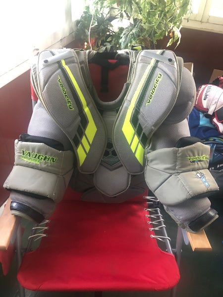 Vaughn ve8 pro carbon chest protector