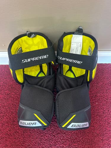 New Bauer 3s Large elbow Pads Item#B3SEP