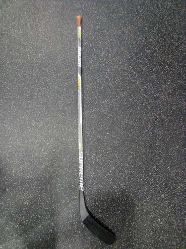 Used Bauer Supreme 77 Flex Pattern P88 Intermediate One Piece Sticks