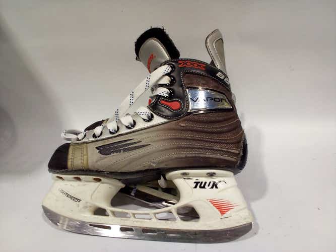 Used Bauer Vapor X5.o Junior 03 Ice Hockey Skates