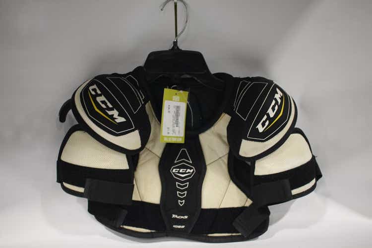 Used CCM 1052 TACKS SHLDR PADS JR SM Hockey Shoulder Pads 11847-S000010889