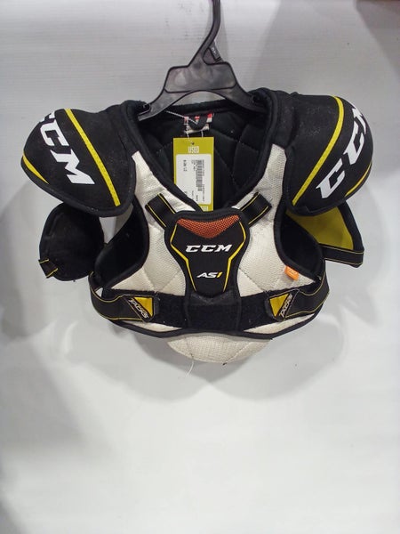 Used CCM AS1 LG Hockey Shoulder Pads 11847-S000017693