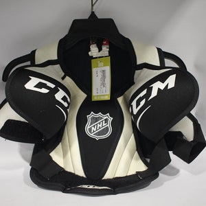 Used CCM LTP SHLDR PADS JR MD Hockey Shoulder Pads 11847-S000010890