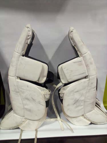 Used Ccm Revolution 597 22" Goalie Leg Pads