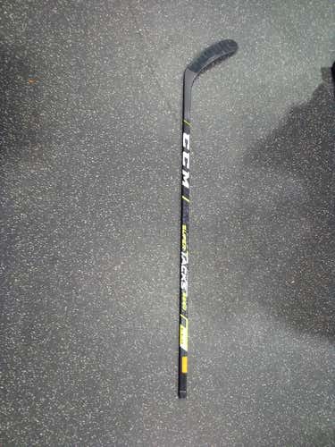 Used Ccm Supertacks 9360 40 Flex Pattern P29 Junior One Piece Sticks