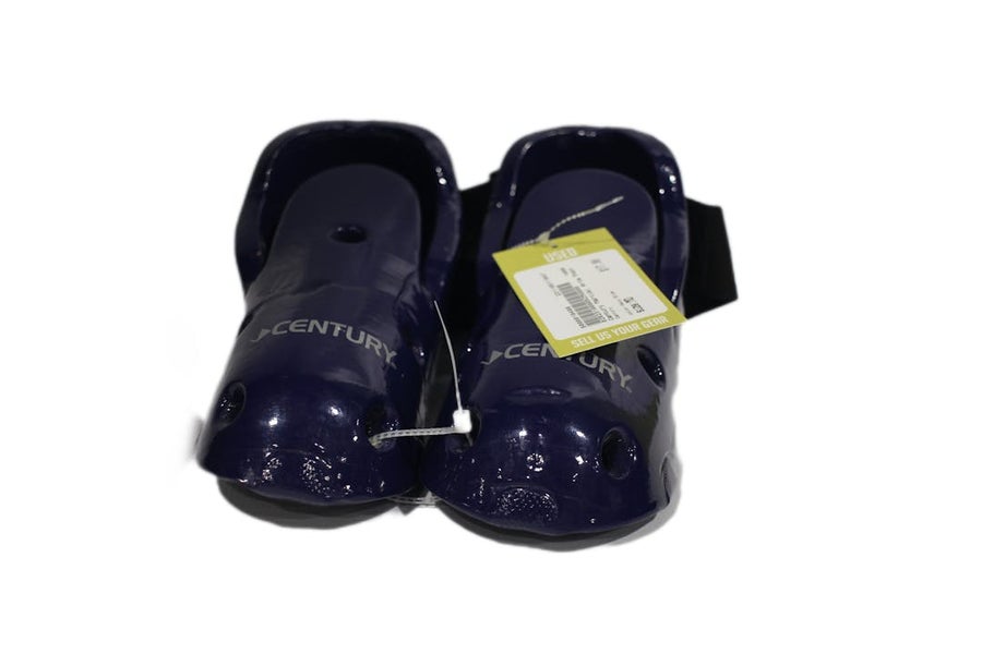 Used Century MD Martial Arts Foot Pads 11847-S000010480