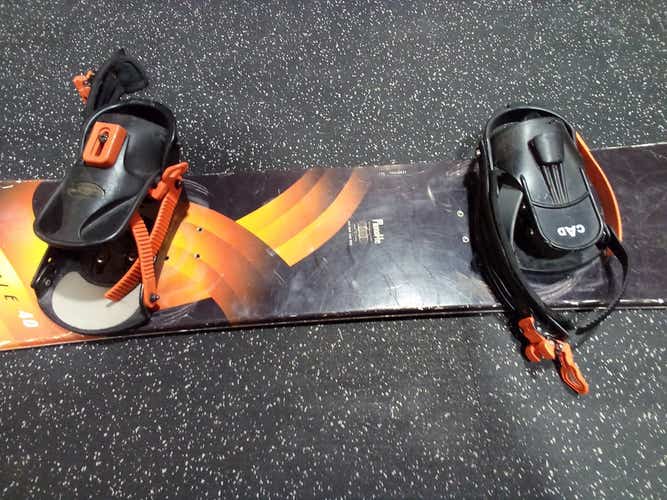 Used Elan Royal 40 140 Cm Men's Snowboard Combo