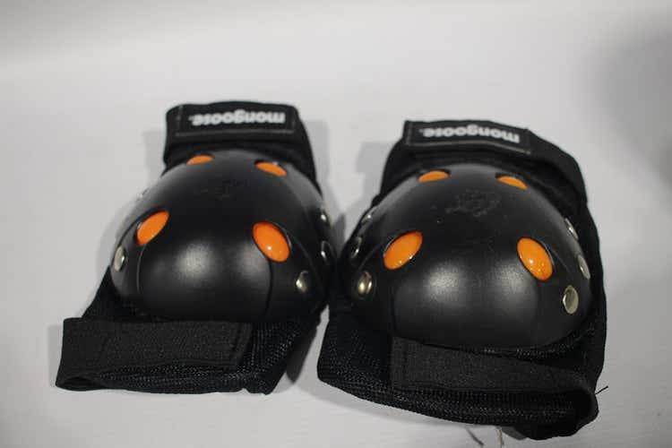 Used Mongoose Youth Skateboard Elbow Pads 11847-S000011836