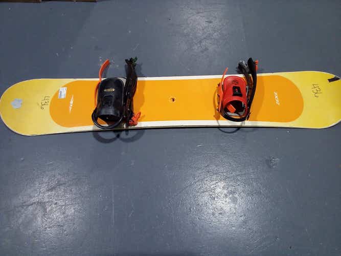 Used Nale Zeke 150 Cm Men's Snowboard Combo