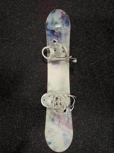 Used Nitro Lectra 146 Cm Women's Snowboard Combo