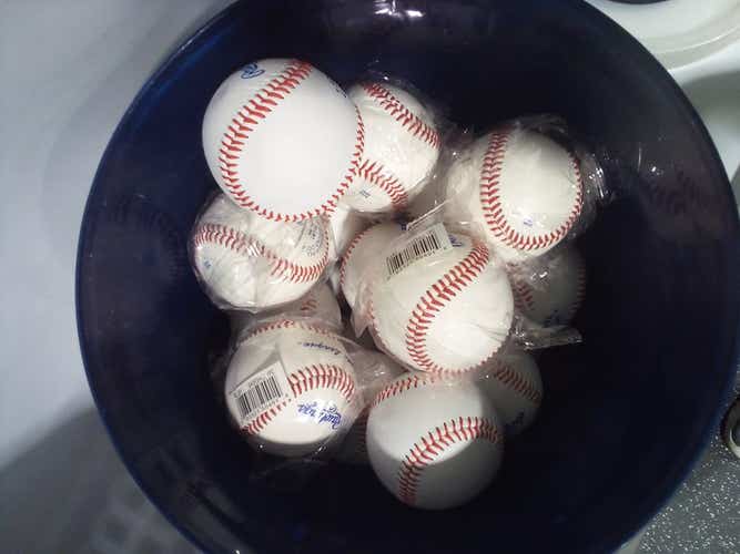 Used Rawlings Baseball Bucket Baseball And Softball Training Aids