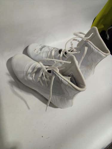 Used Under Armour Senior 9 Football Cleats