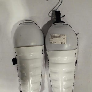 Used WHITE 11" Hockey Shin Guards 11847-S000016041