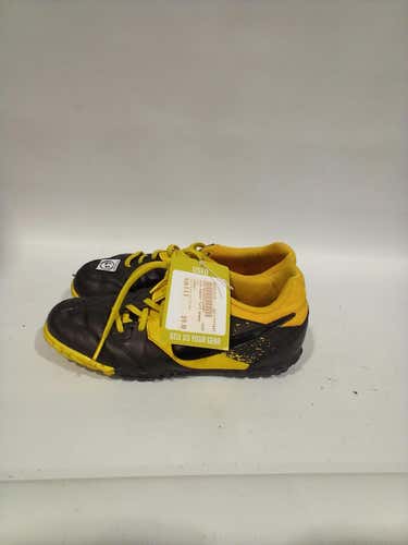 Used Nike Senior 6.5 Indoor Soccer Turf Shoes 11847-S000012120