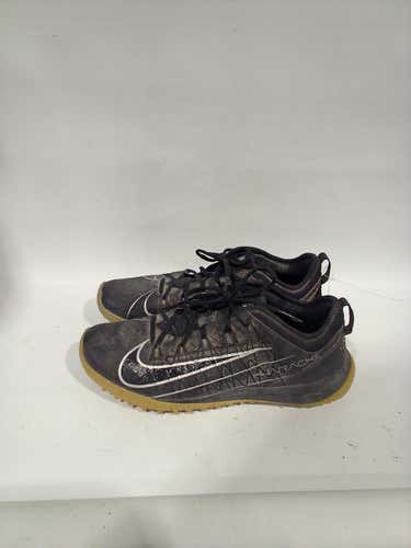 Used Nike Senior 10.5 Cleat Soccer Turf Shoes