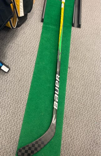 Bauer Supreme Ultrasonic P92 77 flex Used Left Hand Senior Mid Pattern P92 Hockey Stick