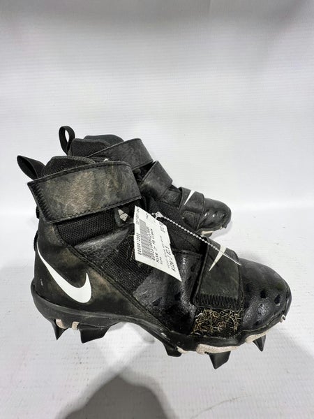 Used Nike Junior 02.5 Football Cleats 11847-S000012552