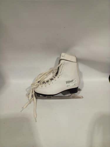 Used Dbx Classic Senior 4 Women's Figure Skates