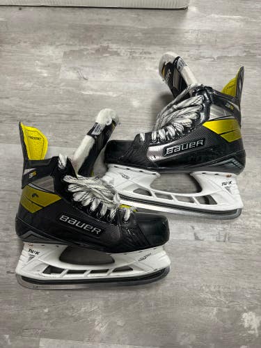 Used Senior Bauer Supreme 3S Hockey Skates Regular Width Size 6