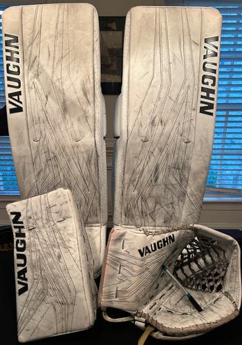 Vaughn SLR3 Pro Carbon Hockey Goalie Full Set Size 34+2”