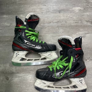 Bauer Vapor 2X Hockey Skates Regular Width Size 4 (Used)