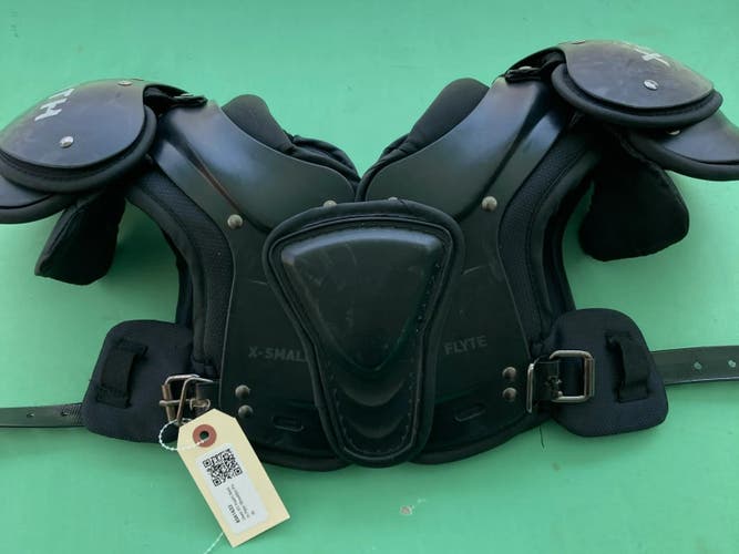 Used XS Youth Xenith Flyte Shoulder Pads