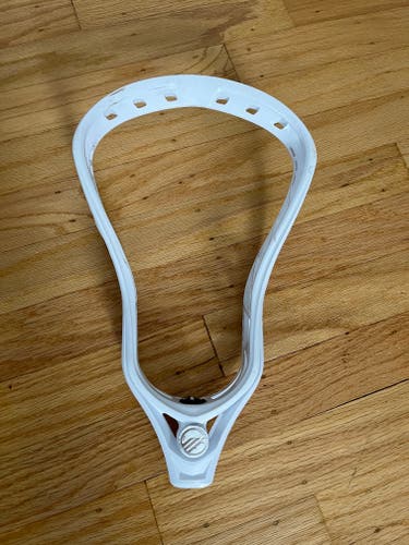 Used Defense Maverik Unstrung Tank 2.0 Head