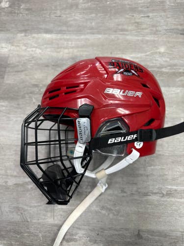 Red Used Medium Bauer Re-Akt 95 Helmet