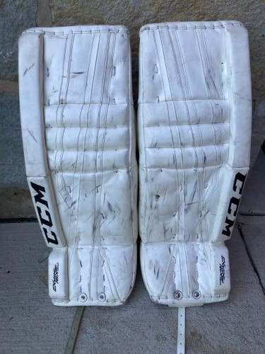 White Used 30" Intermediate CCM Extreme Flex 860 Goalie Leg Pads