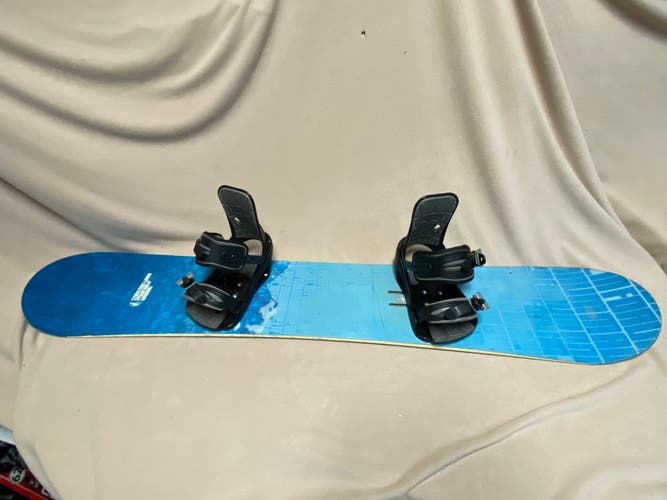 Used Men's Jp Walker Snowboard All Mountain With Bindings