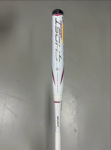 New 2022 Easton Ghost Bat (-10) 22 oz 32" BUNDLE