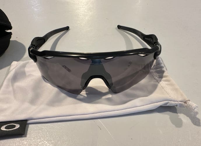 Radar EV Path Prizm Black Used XL Oakley Sunglasses